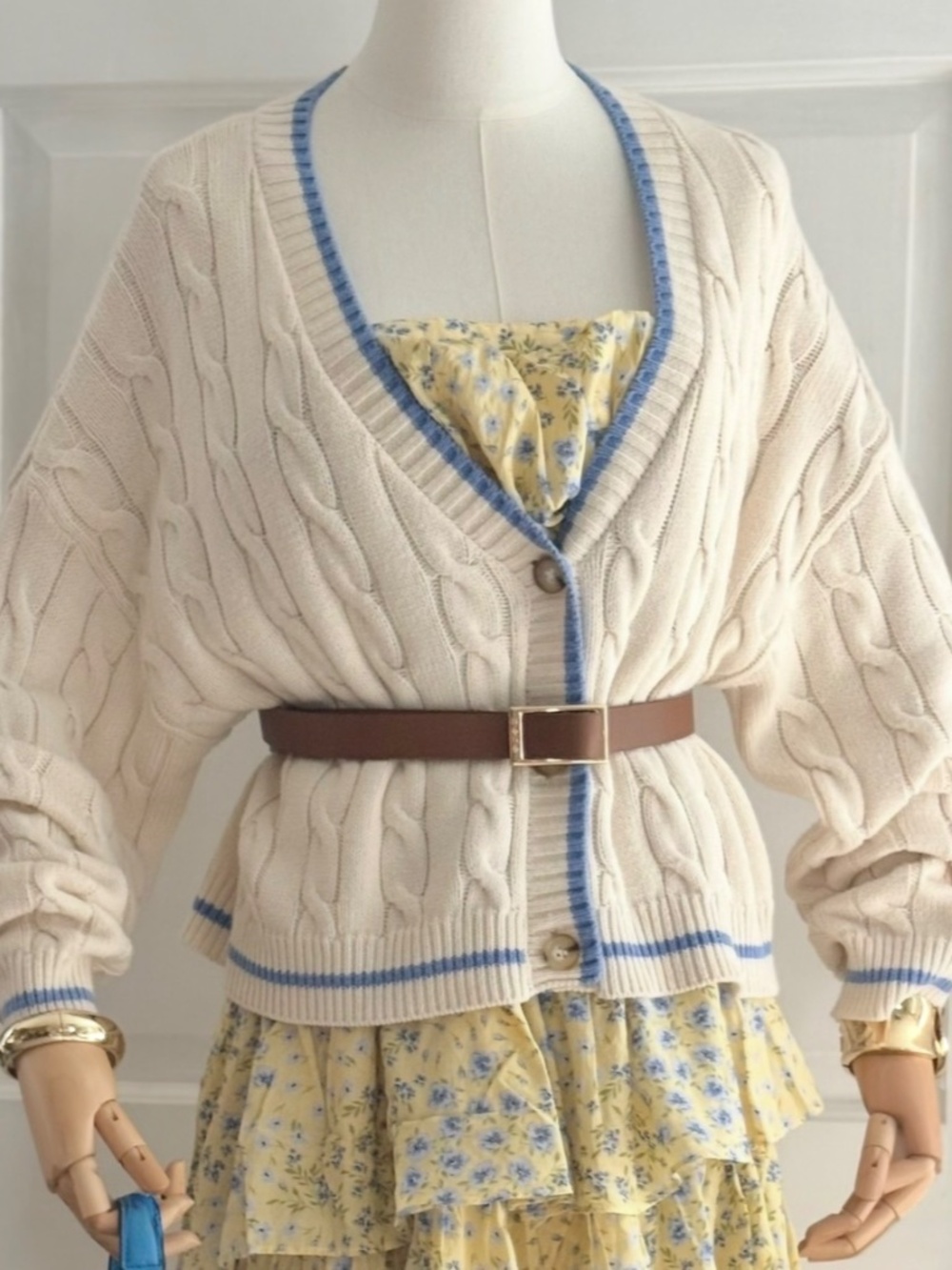 Cardigan - Picture 2 of 2